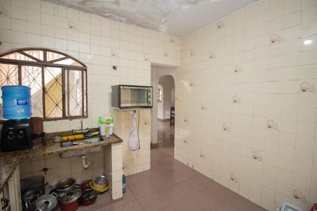 Casa à venda com 296m², 3 quartos e 3 vagas Casa à venda com 296m², 3 quartos e 3 vagasCozinha
