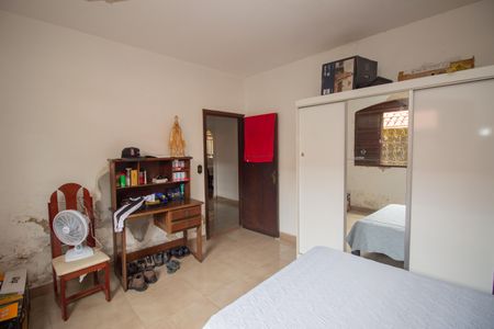 Casa à venda com 296m², 3 quartos e 3 vagas Casa à venda com 296m², 3 quartos e 3 vagasQuarto 1
