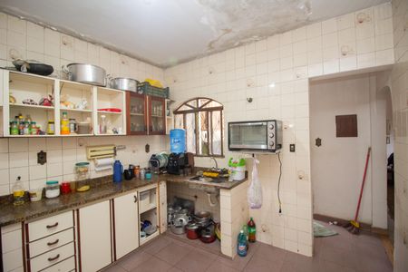 Casa à venda com 296m², 3 quartos e 3 vagas Casa à venda com 296m², 3 quartos e 3 vagasCozinha
