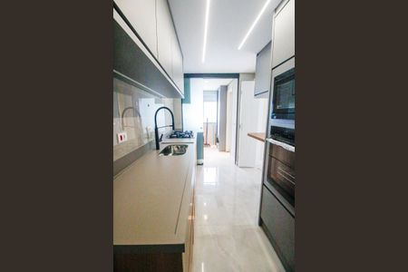 Apartamento à venda com 126m², 3 quartos e 4 vagasCozinha e Área de Serviço