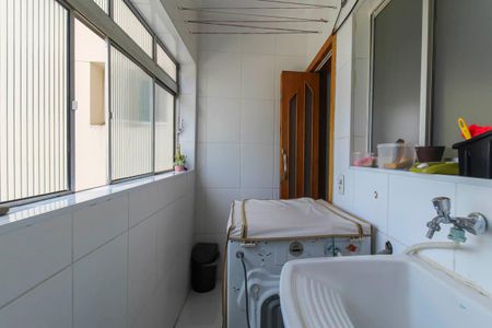 Apartamento à venda com 75m², 3 quartos e 1 vagaÁrea de Serviço