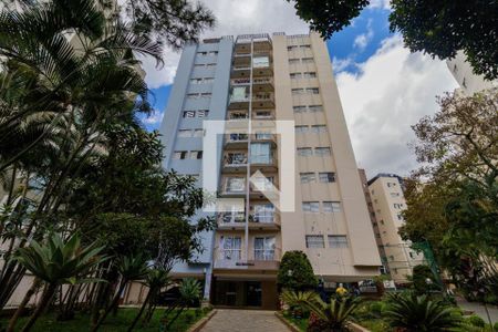 Apartamento à venda com 75m², 3 quartos e 1 vagaFachada e portaria