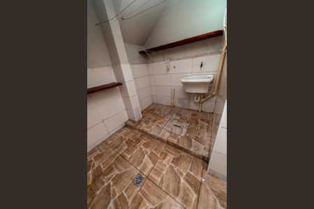 Casa para alugar com 80m², 2 quartos e sem vagaÁrea de Serviço