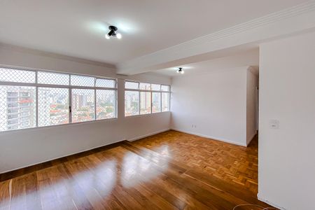 Apartamento à venda com 87m², 2 quartos e 1 vaga Apartamento à venda com 87m², 2 quartos e 1 vagaSala