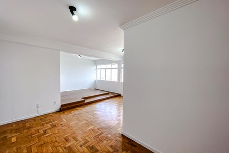 Apartamento à venda com 87m², 2 quartos e 1 vaga Apartamento à venda com 87m², 2 quartos e 1 vagaSala