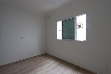 Casa à venda com 107m², 3 quartos e 3 vagasQuarto 2