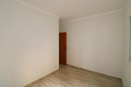 Casa à venda com 107m², 3 quartos e 3 vagasQuarto 2