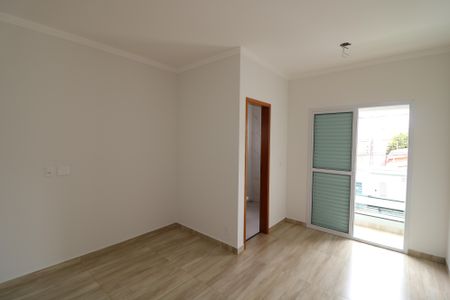 Casa à venda com 107m², 3 quartos e 3 vagasSuíte