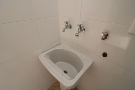 Casa à venda com 107m², 3 quartos e 3 vagasÁrea de Serviço