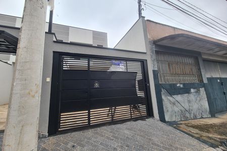 Casa à venda com 107m², 3 quartos e 3 vagas
