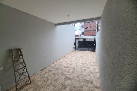 Casa à venda com 107m², 3 quartos e 3 vagas