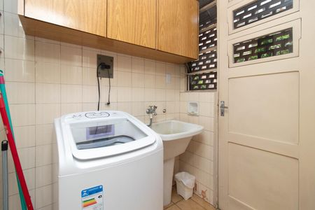 Apartamento à venda com 227m², 4 quartos e sem vagaÁrea de Serviço