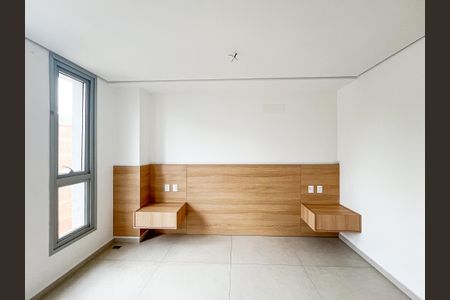 Apartamento à venda com 84m², 1 quarto e 1 vaga Apartamento à venda com 84m², 1 quarto e 1 vagaQuarto Suíte