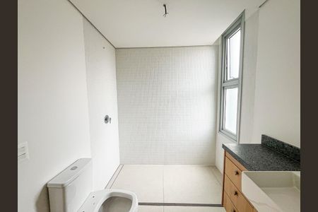 Apartamento à venda com 84m², 1 quarto e 1 vaga Apartamento à venda com 84m², 1 quarto e 1 vagaBanheiro da Suíte