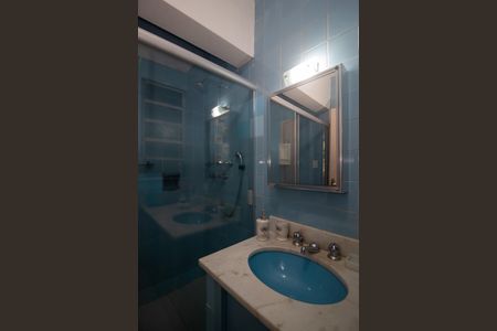 Apartamento à venda com 243m², 4 quartos e 1 vagaBanheiro 2