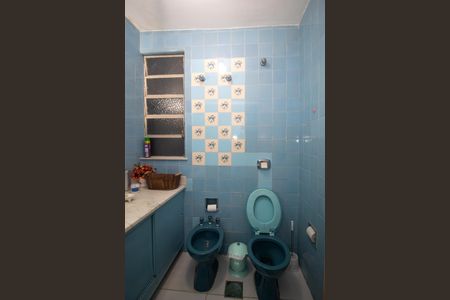 Apartamento à venda com 243m², 4 quartos e 1 vagaBanheiro 2