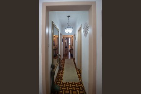 Apartamento à venda com 243m², 4 quartos e 1 vagaCorredor