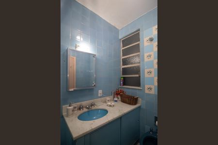 Apartamento à venda com 243m², 4 quartos e 1 vagaBanheiro 2