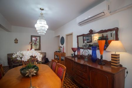 Apartamento à venda com 243m², 4 quartos e 1 vagaSala