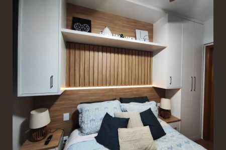 Apartamento à venda com 121m², 3 quartos e 2 vagas Apartamento à venda com 121m², 3 quartos e 2 vagasSuite