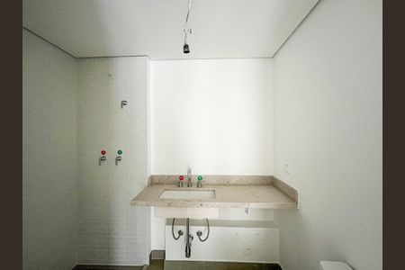 Apartamento à venda com 66m², 2 quartos e 1 vagaBanheiro da Suíte 2