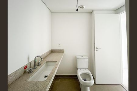 Apartamento à venda com 66m², 2 quartos e 1 vagaBanheiro da Suíte 2