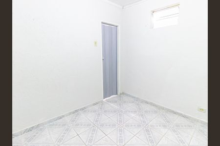 Quarto 2 de casa para alugar com 2 quartos, 60m² em Água Rasa, São Paulo