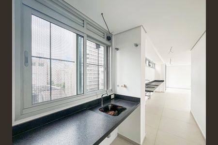 Sala/Cozinha de apartamento à venda com 1 quarto, 79m² em Itaim Bibi, São Paulo