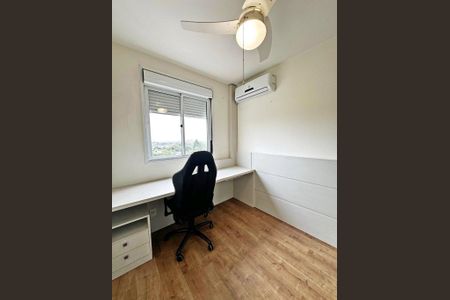 Quarto 2 de apartamento para alugar com 2 quartos, 50m² em Sarandi, Porto Alegre