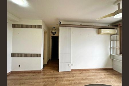 Apartamento para alugar com 50m², 2 quartos e 1 vagaSala/Cozinha