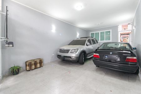 Casa à venda com 175m², 3 quartos e 3 vagas Casa à venda com 175m², 3 quartos e 3 vagasGaragem