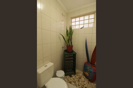 Casa à venda com 300m², 4 quartos e 5 vagasBanheiro