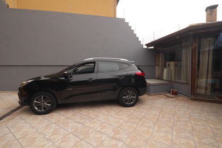 Casa à venda com 300m², 4 quartos e 5 vagasQuintal