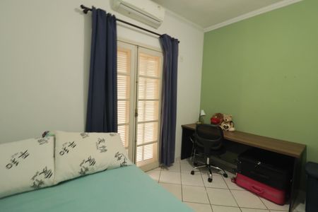 Casa à venda com 300m², 4 quartos e 5 vagasQuarto