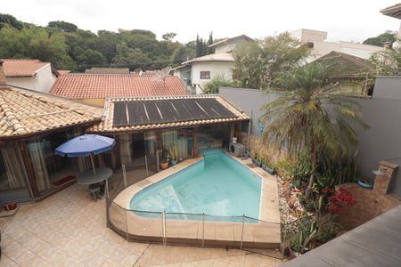 Casa à venda com 300m², 4 quartos e 5 vagasQuintal
