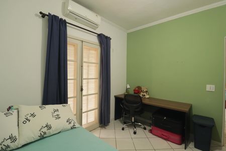 Casa à venda com 300m², 4 quartos e 5 vagasQuarto