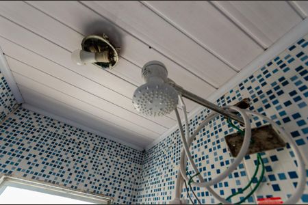 Banheiro Social de casa para alugar com 1 quarto, 57m² em Vila Primavera, São Paulo