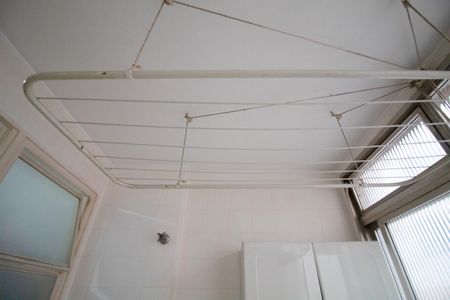 Área de Serviço de apartamento para alugar com 4 quartos, 108m² em Jardim Paulista, São Paulo