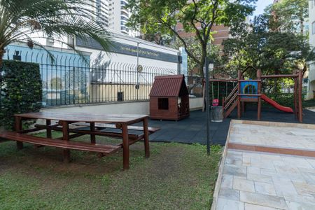 Apartamento à venda com 105m², 3 quartos e 1 vagaÁrea comum - Playground