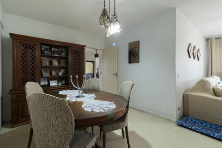 Apartamento à venda com 105m², 3 quartos e 1 vagaSala de Jantar