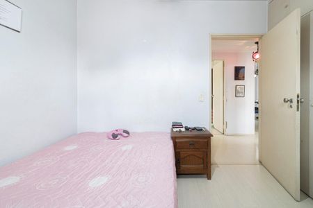 Apartamento à venda com 105m², 3 quartos e 1 vagaQuarto 2