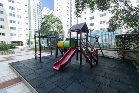Apartamento à venda com 105m², 3 quartos e 1 vagaÁrea comum - Playground