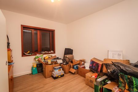 Casa à venda com 350m², 5 quartos e 5 vagasQuarto de Serviço