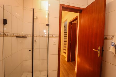 Casa à venda com 350m², 5 quartos e 5 vagasLavabo