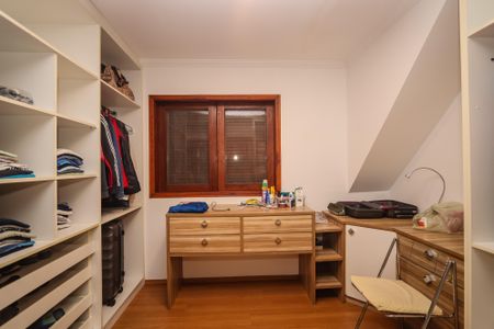 Casa à venda com 350m², 5 quartos e 5 vagasCloset da Suite