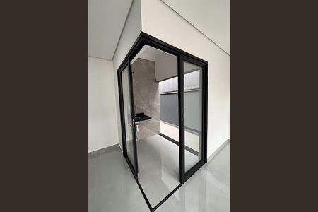 Casa à venda com 151m², 3 quartos e 2 vagas