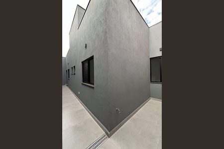 Casa à venda com 151m², 3 quartos e 2 vagas