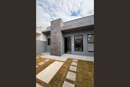 Casa à venda com 151m², 3 quartos e 2 vagas