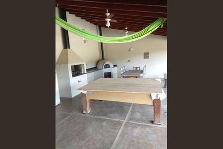 Casa à venda com 2 quartos, 240m² em Malota, Jundiaí