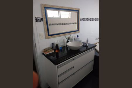 Casa à venda com 2 quartos, 240m² em Malota, Jundiaí